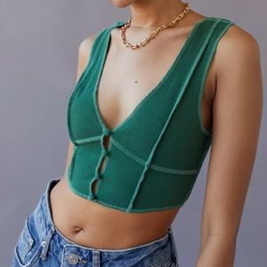 Green splice stitched button up tank top.